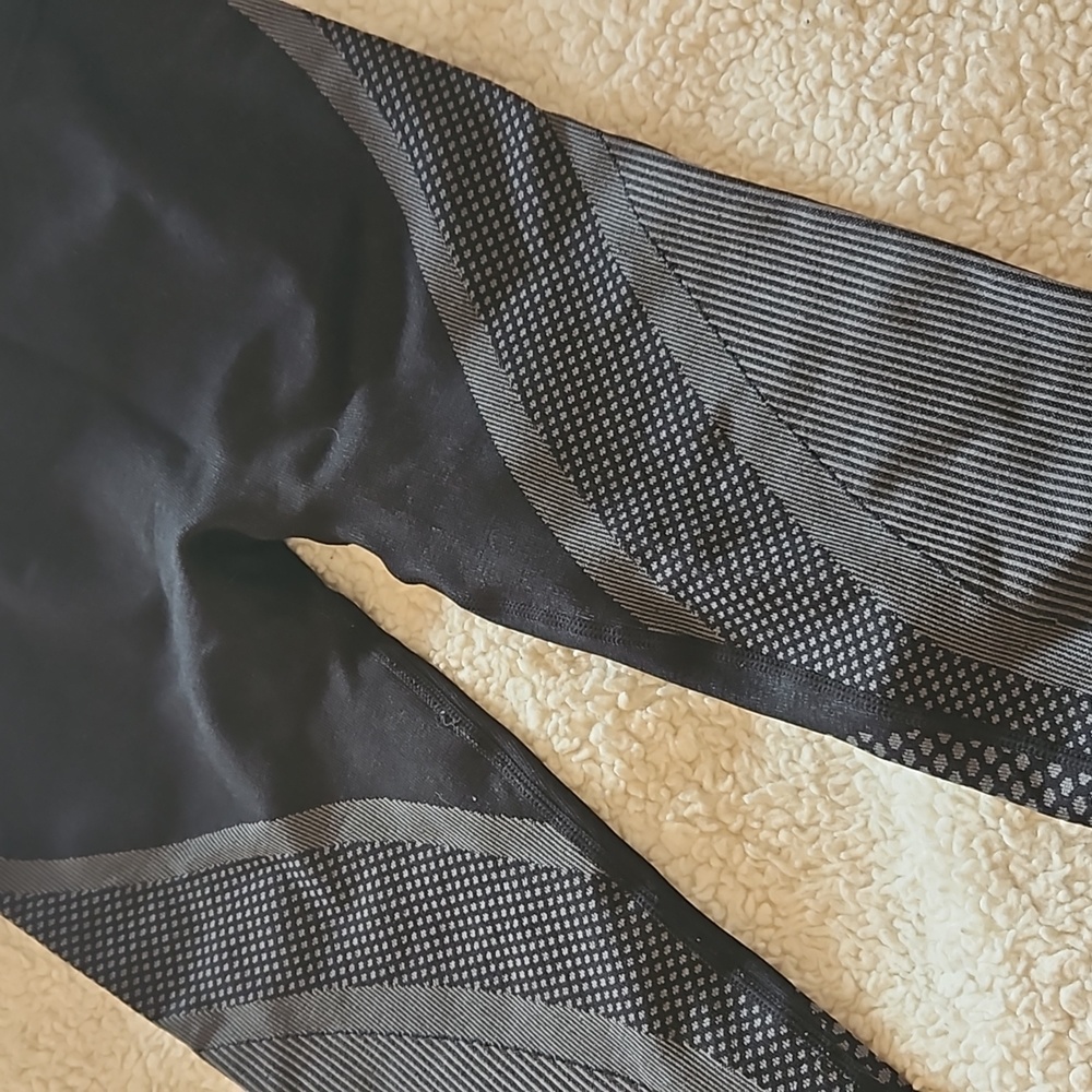 FABLETICS WORKPUT PANTS